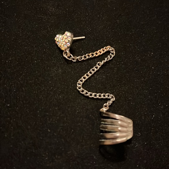 Heart Shape Rhinestone Earring Clip - Picture 7 of 16